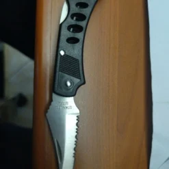 Vendora μικρός σουγιάς