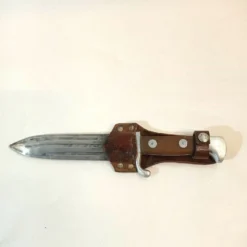 Vendora Μικρό μαχαίρι μάχης με την θήκη του.