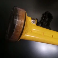 Vendora ΥΠΟΒΡΥΧΙΟΣ ΚΑΤΑΔΥΤΙΚΟΣ ΕΠΑΓΓΕΛΜΑΤΙΚΟΣ ΠΡΟΒΟΛΕΑΣ CRESSI SUB εως 100Μ WATERPROOF ΜΕΓΑΛΗΣ ΦΩΤΕΙΝΟΤΗΤΑΣ ΚΑΙ ΔΙΑΡΚΕΙΑΣ -Vendora Shop 6c17fa056533442e1bc8792a3a4418a8b7087772 xl