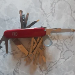 Vendora Ελβετικός Σούγιας Πολυεργαλείο Handyman Victorinox Red -Vendora Shop 9b9c2f9acb09e77593ffd3539ebbf11d4931b0e3 xl