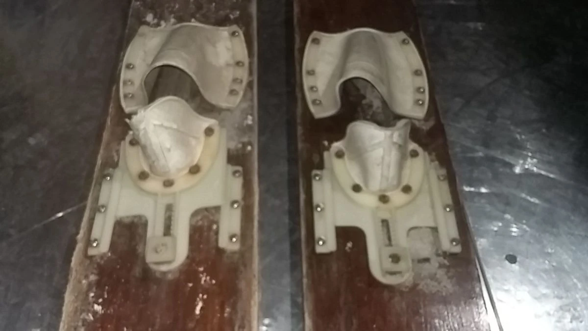 Vendora Πέδιλα σκι νερού ξύλινα παλιά 4 Vendora Πέδιλα σκι νερού ξύλινα παλιά - Image 2