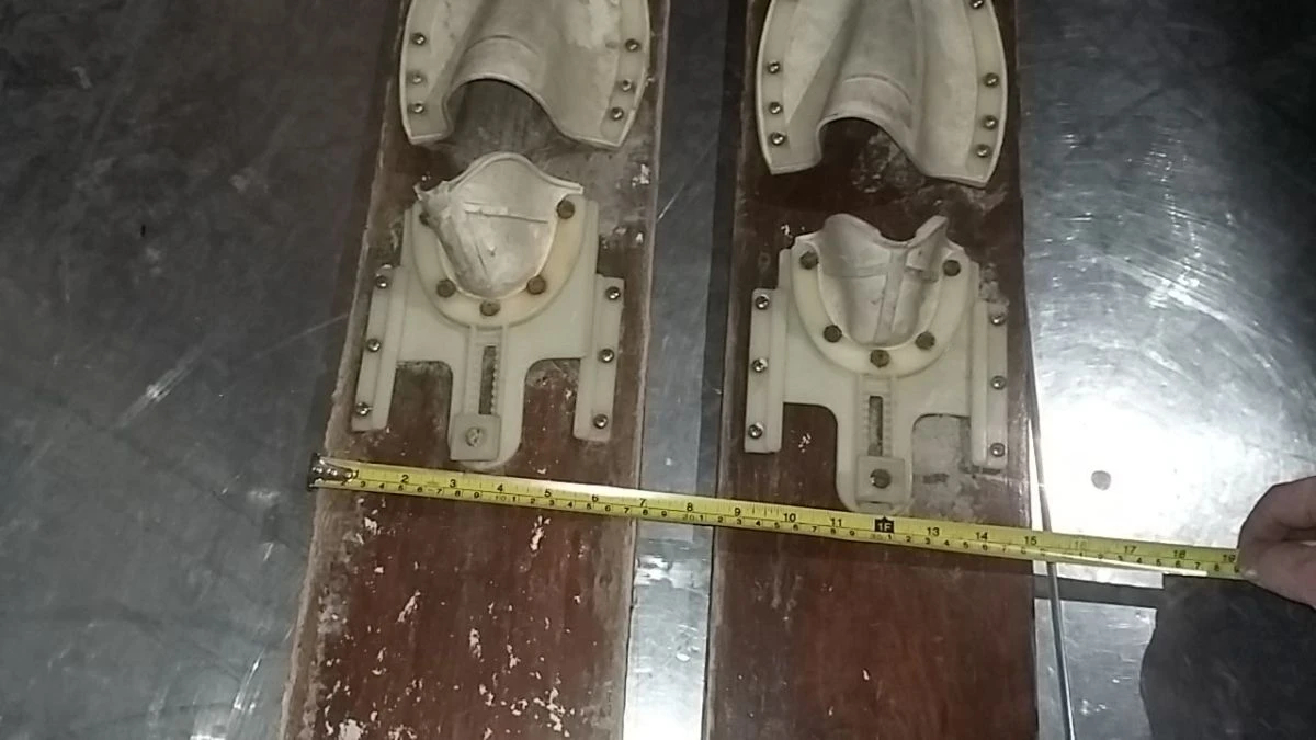 Vendora Πέδιλα σκι νερού ξύλινα παλιά 5 Vendora Πέδιλα σκι νερού ξύλινα παλιά - Image 3